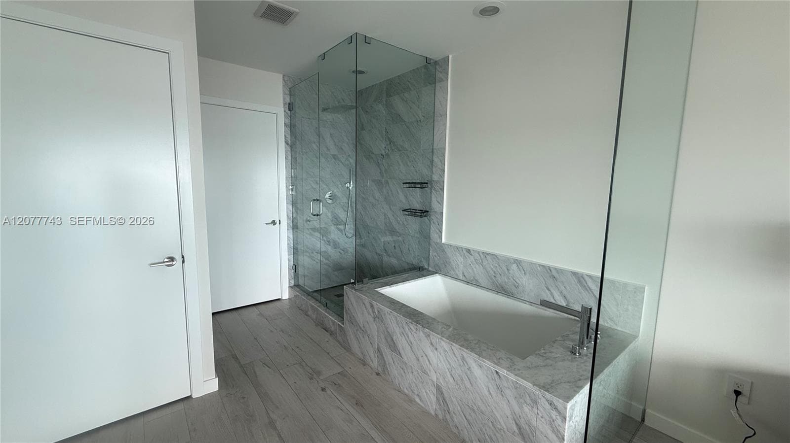 480 NE 31st St # 3205, Miami, FL 33137 — zdjęcie 3