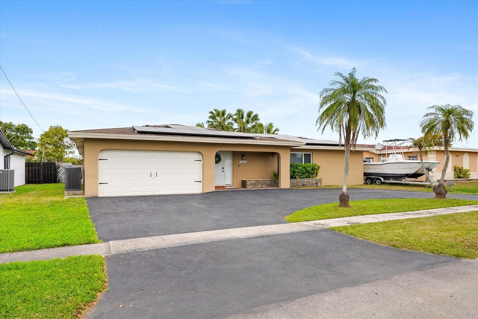 10661 NW 27TH Court, Sunrise, FL 33322 — zdjęcie 2