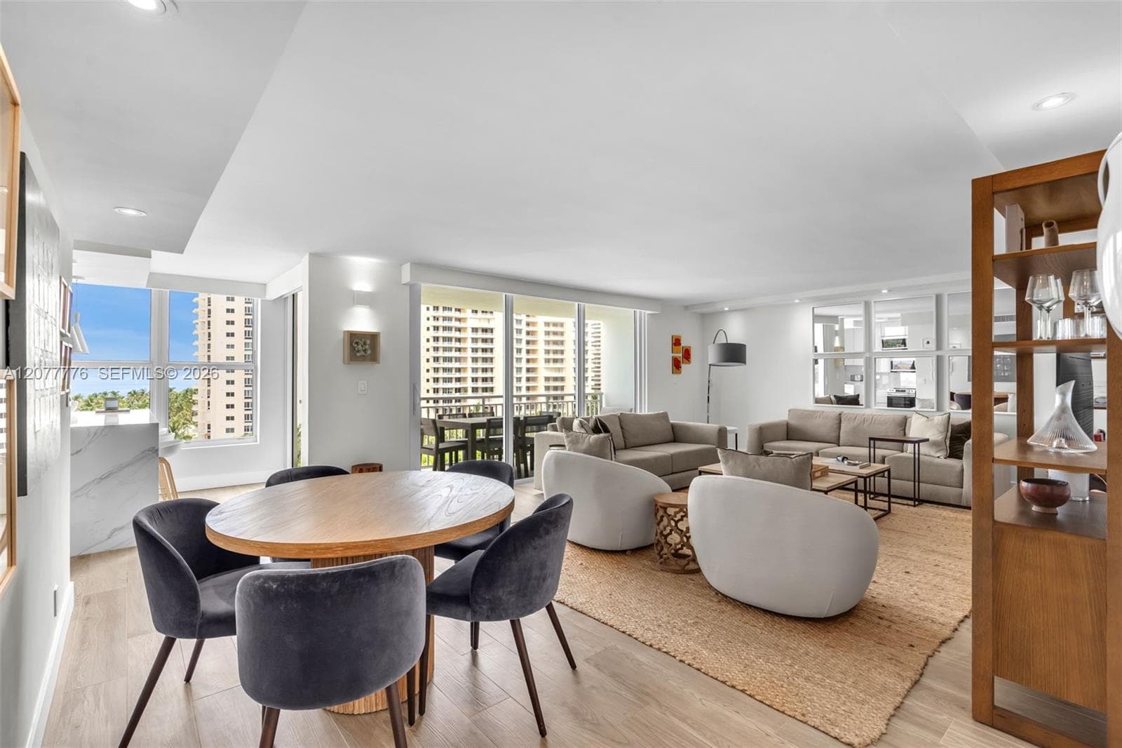 607 Ocean Dr # 10K, Key Biscayne, FL 33149 — zdjęcie 4