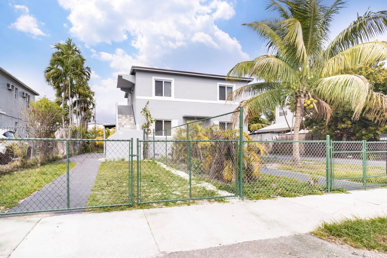 2323 NW 15th St # 2, Miami, FL 33125 — zdjęcie 2