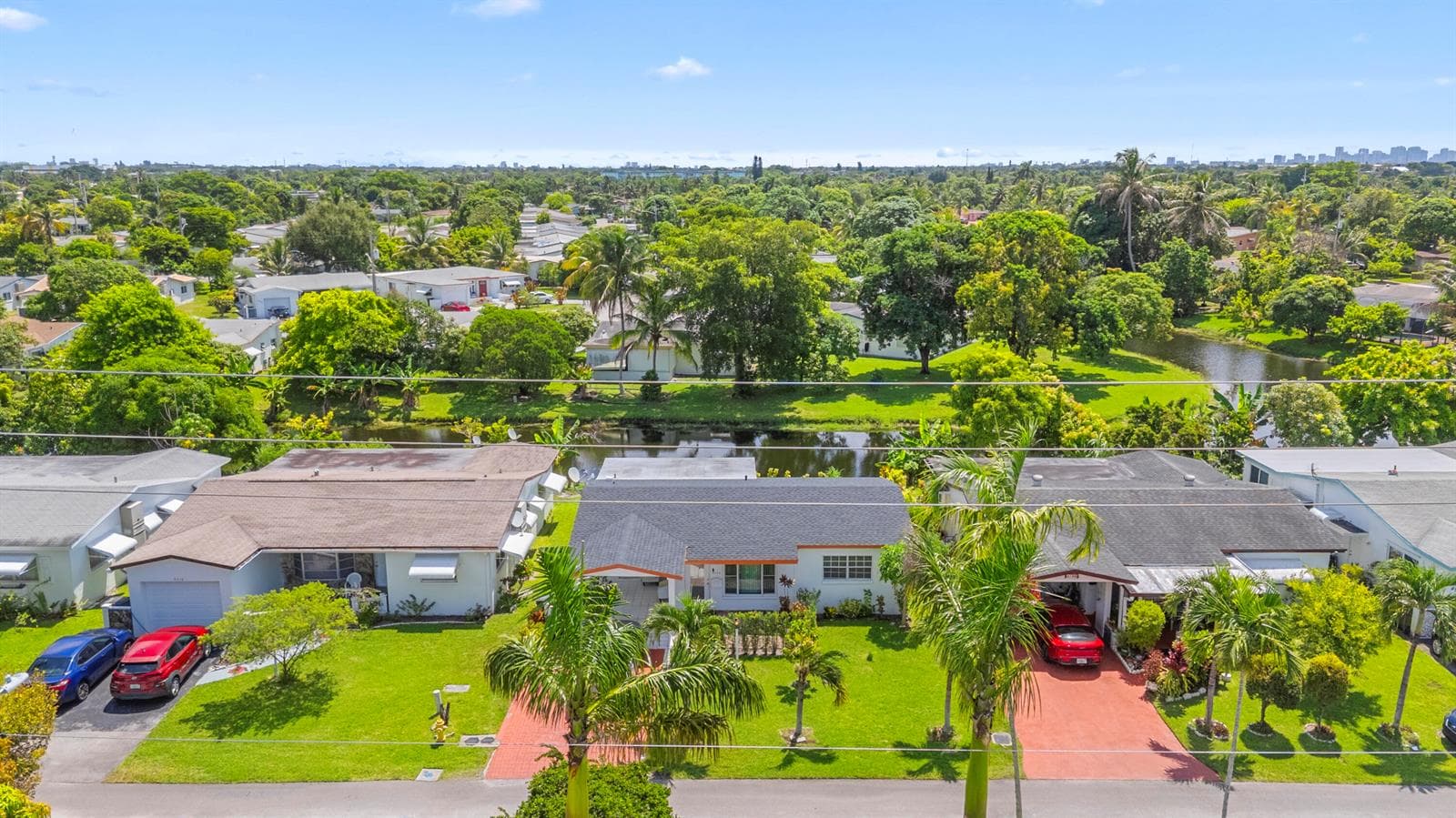 4200 NW 52ND Avenue, Lauderdale Lakes, FL 33319 — zdjęcie 4