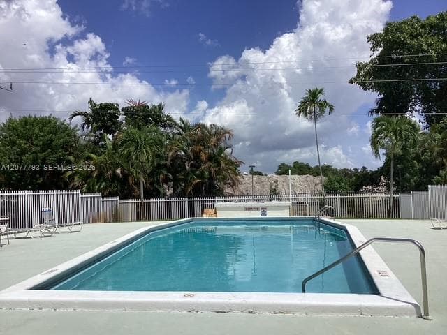1501 NE 191st St # C212, Miami, FL 33179