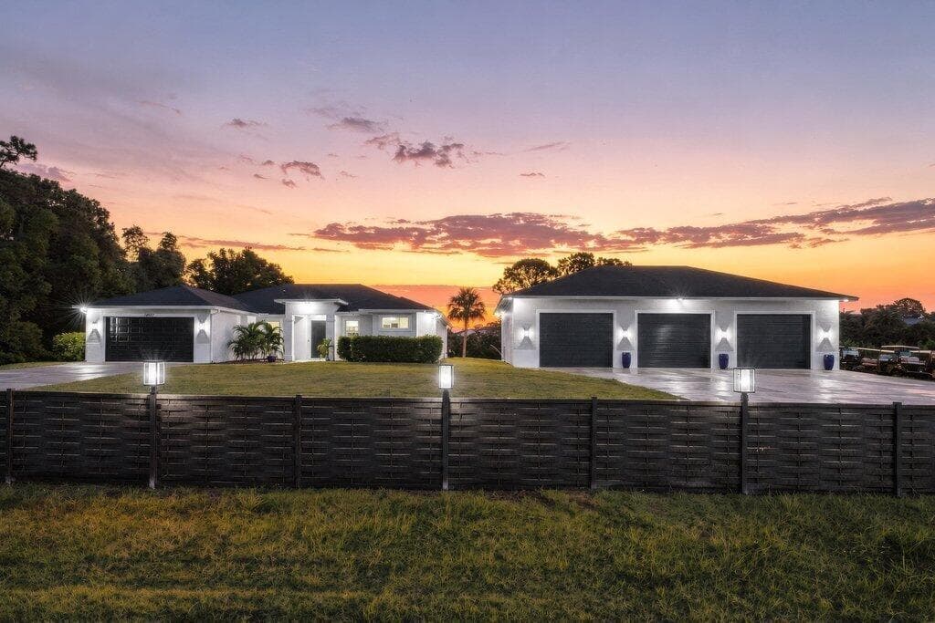 12291 70th Place N, West Palm Beach, FL 33412