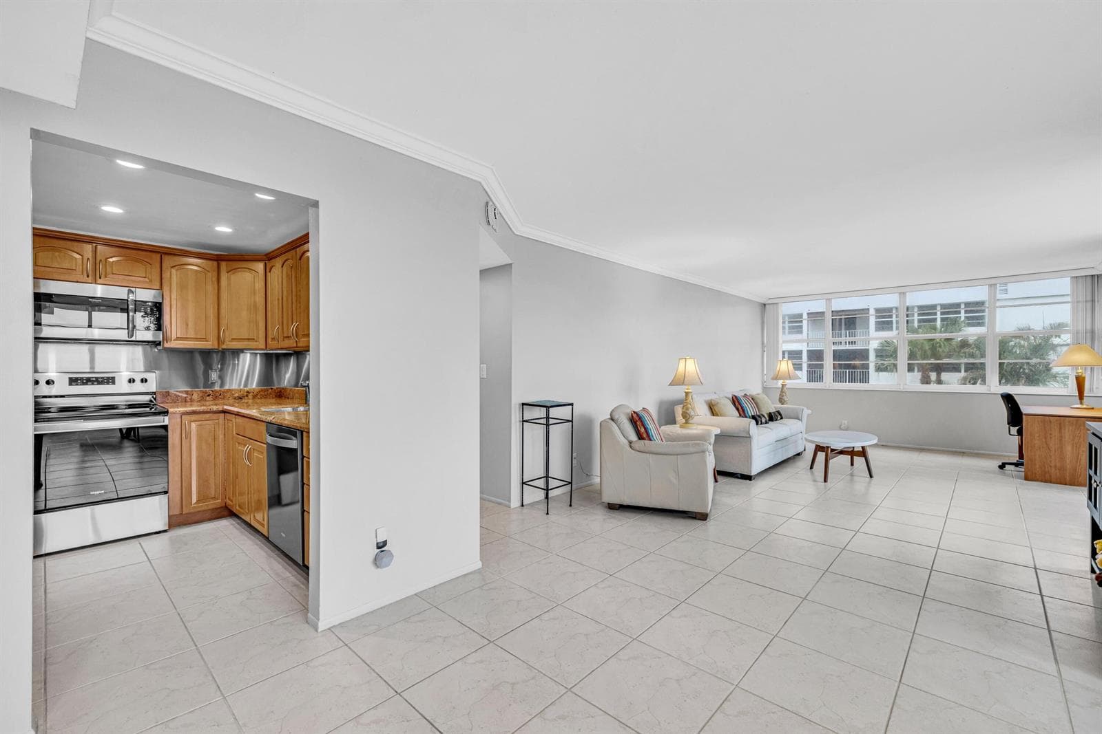 1170 N FEDERAL Highway # 312, Fort Lauderdale, FL 33304 — zdjęcie 4