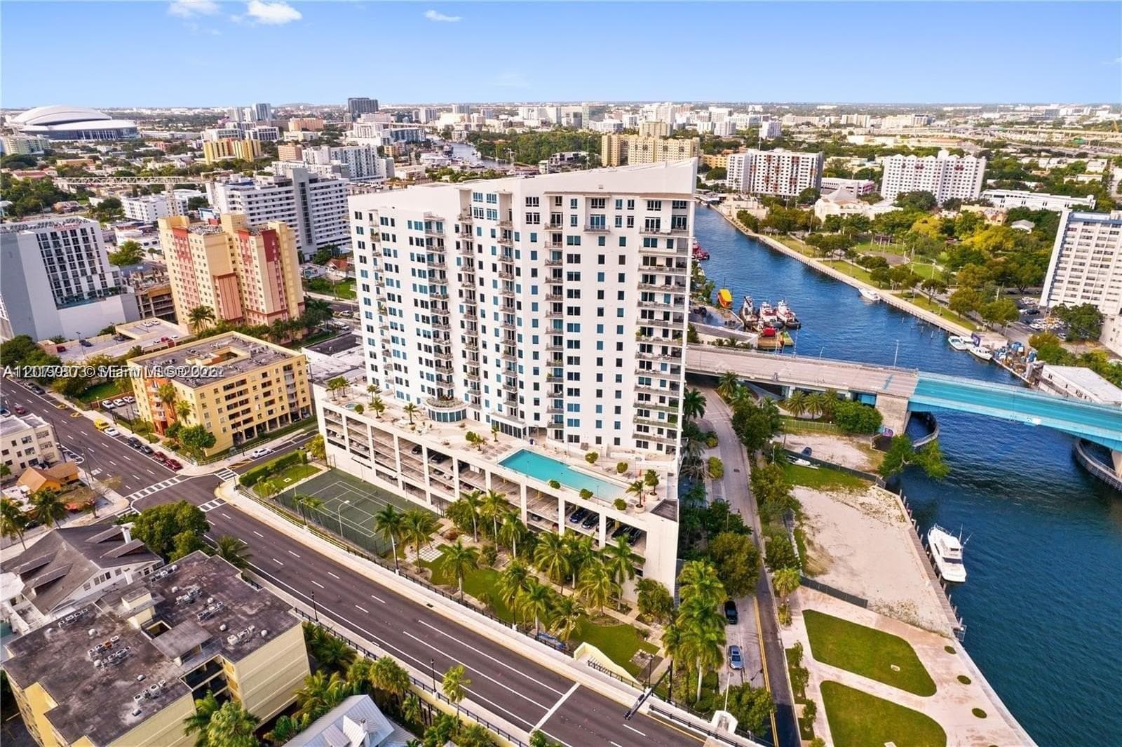 10 SW South River Dr # 801, Miami, FL 33130