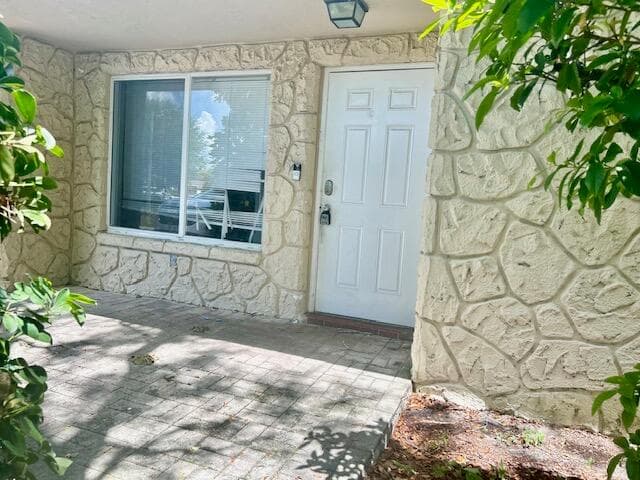 3339 NW 69TH Court, Fort Lauderdale, FL 33309 — zdjęcie 3