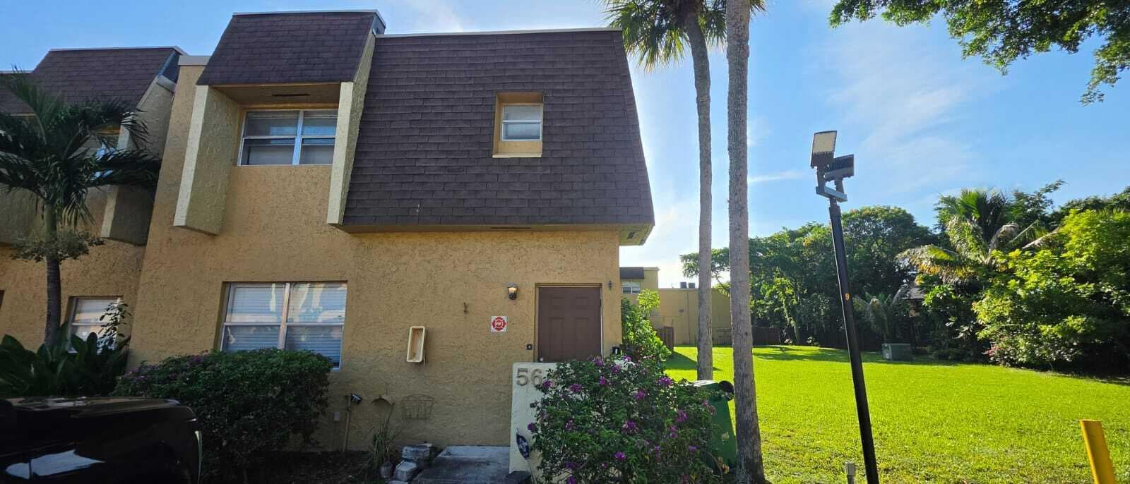 5644 BLUEBERRY Court # 11, Lauderhill, FL 33313