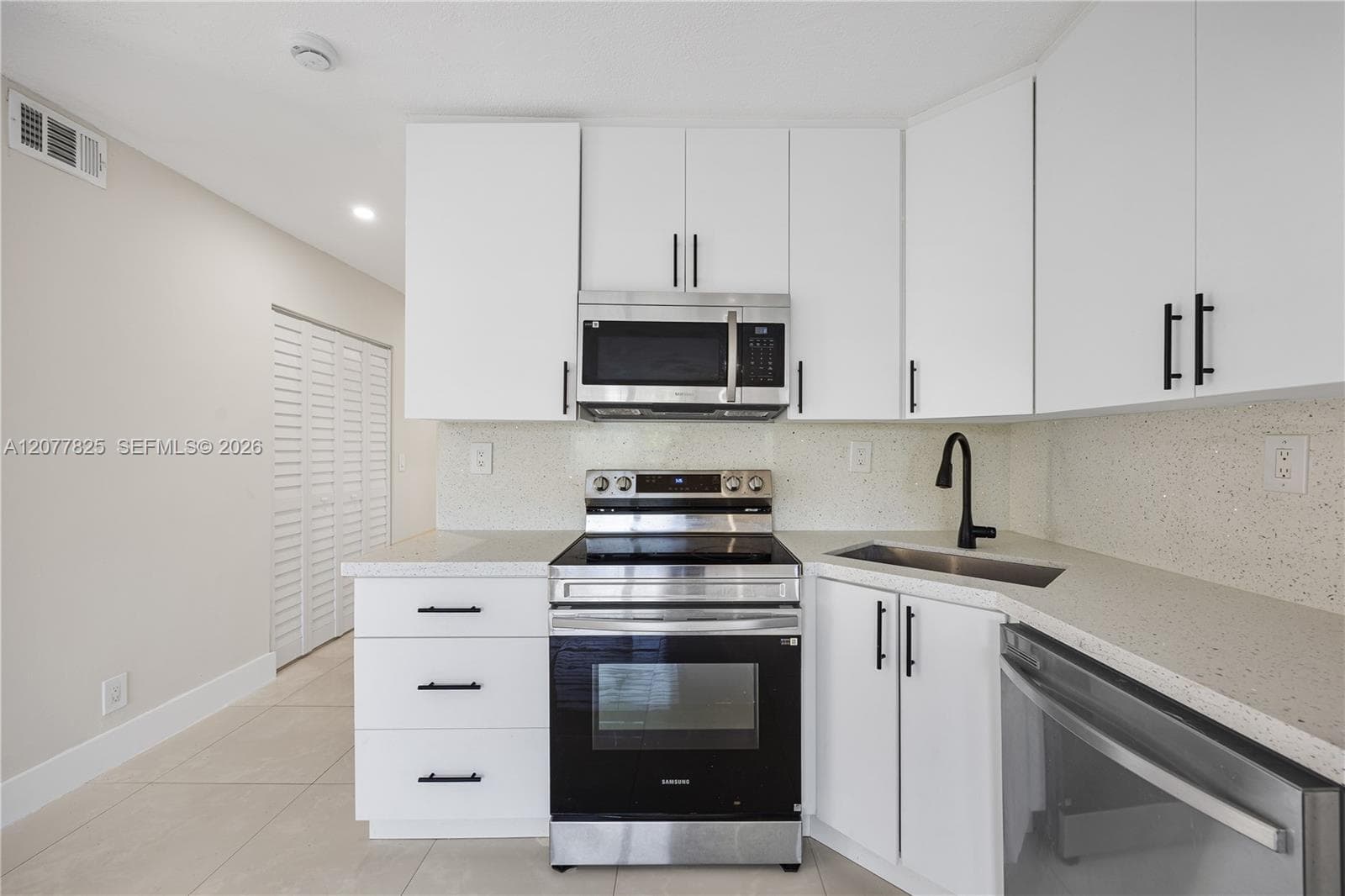 5420 Hollywood Blvd # 209, Hollywood, FL 33021 — zdjęcie 2