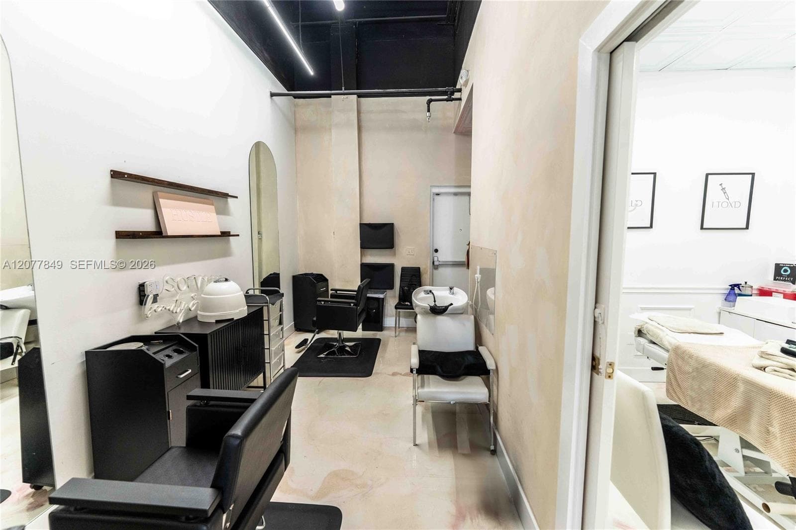 3595 W 20th Ave, Hialeah, FL 33012 — zdjęcie 5