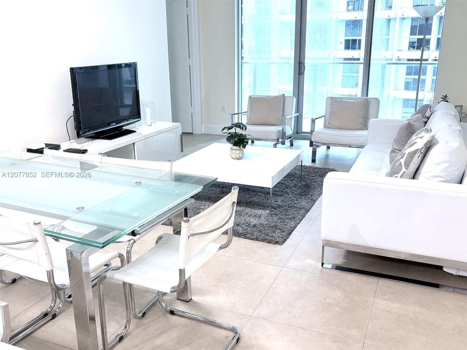 1100 S Miami Ave # 811, Miami, FL 33130 — zdjęcie 5
