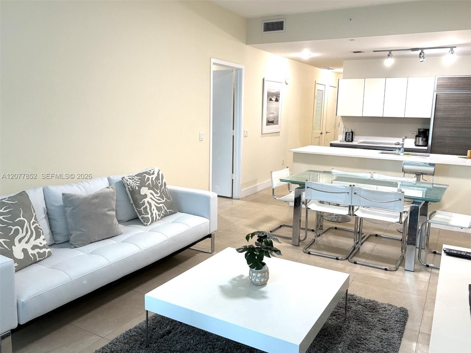 1100 S Miami Ave # 811, Miami, FL 33130 — zdjęcie 4