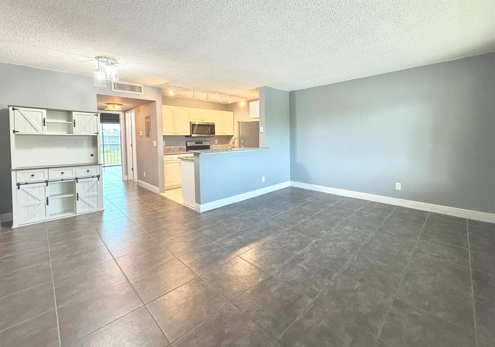 1625 Meadows Circle W, Boynton Beach, FL 33436 — zdjęcie 4