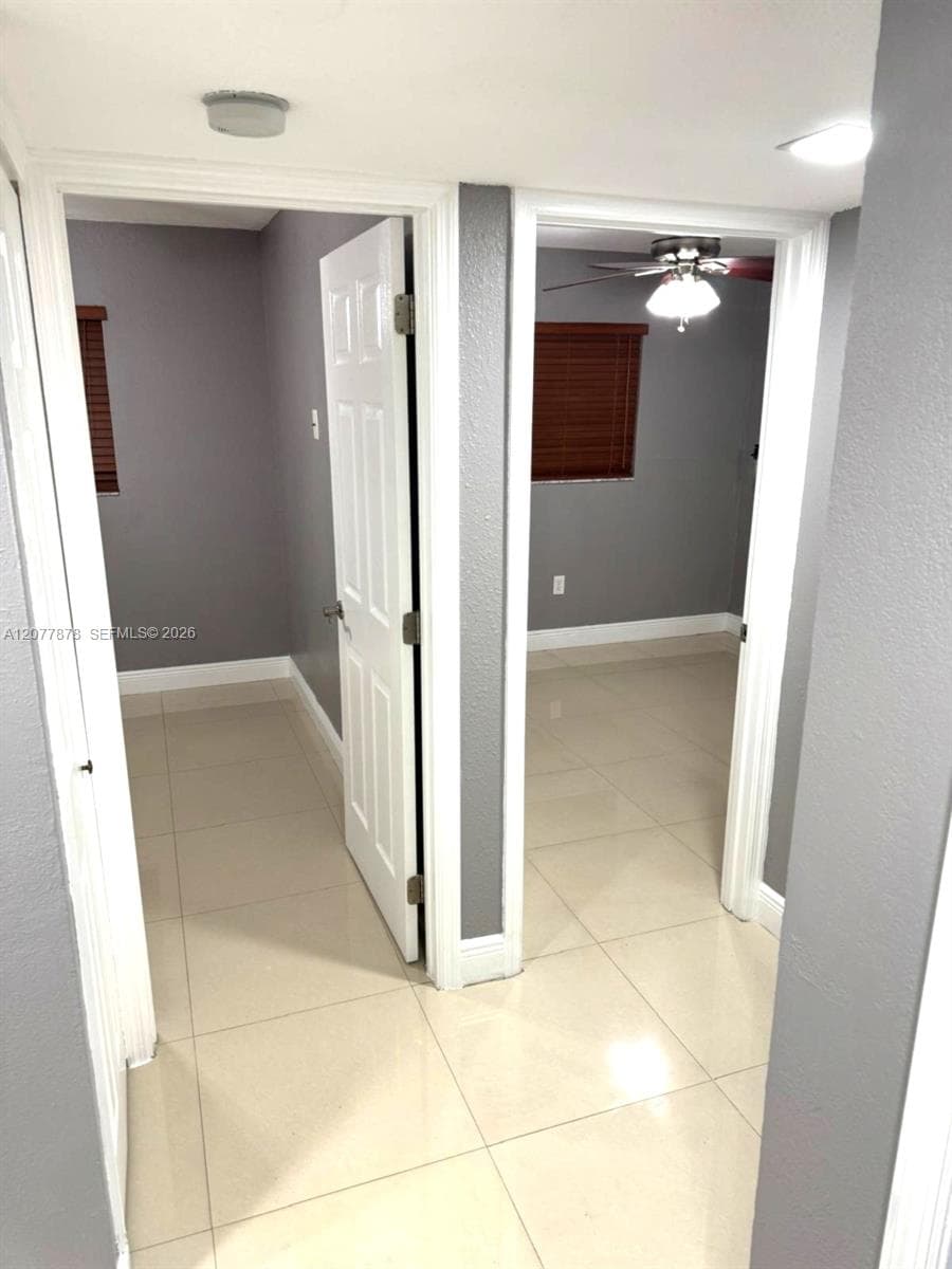 5461 W 24th Ave # 25, Hialeah, FL 33016 — zdjęcie 4