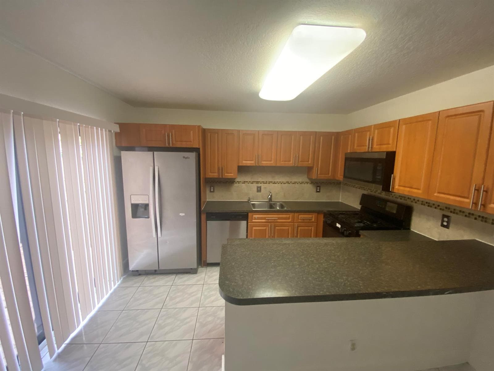 2370 WATERSIDE Drive, Lake Worth, FL 33461 — zdjęcie 2