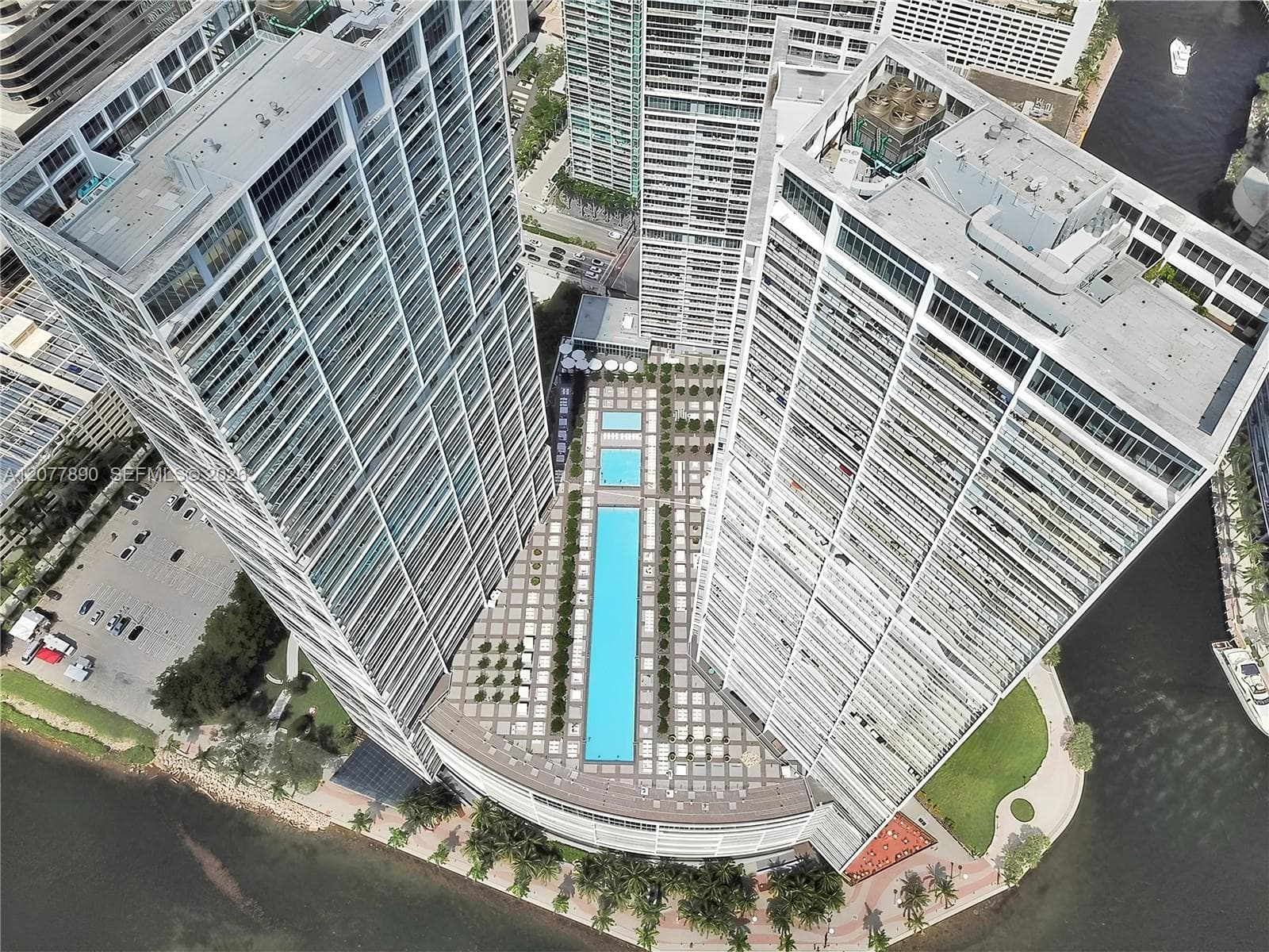 495 Brickell Ave # 2707, Miami, FL 33131