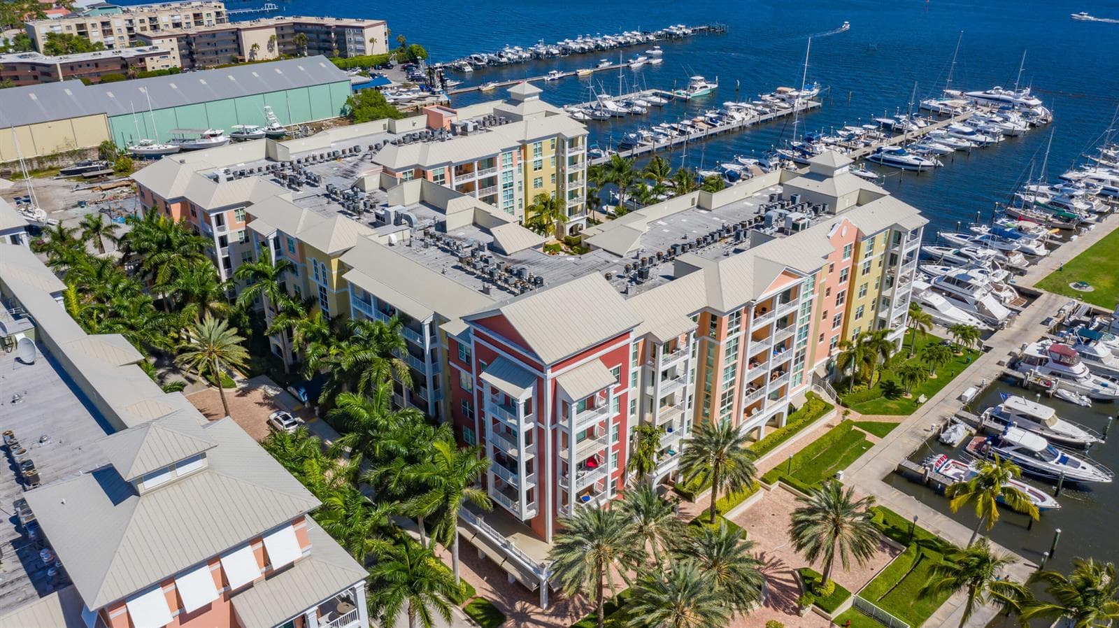 806 E Windward Way # 524, Lantana, FL 33462