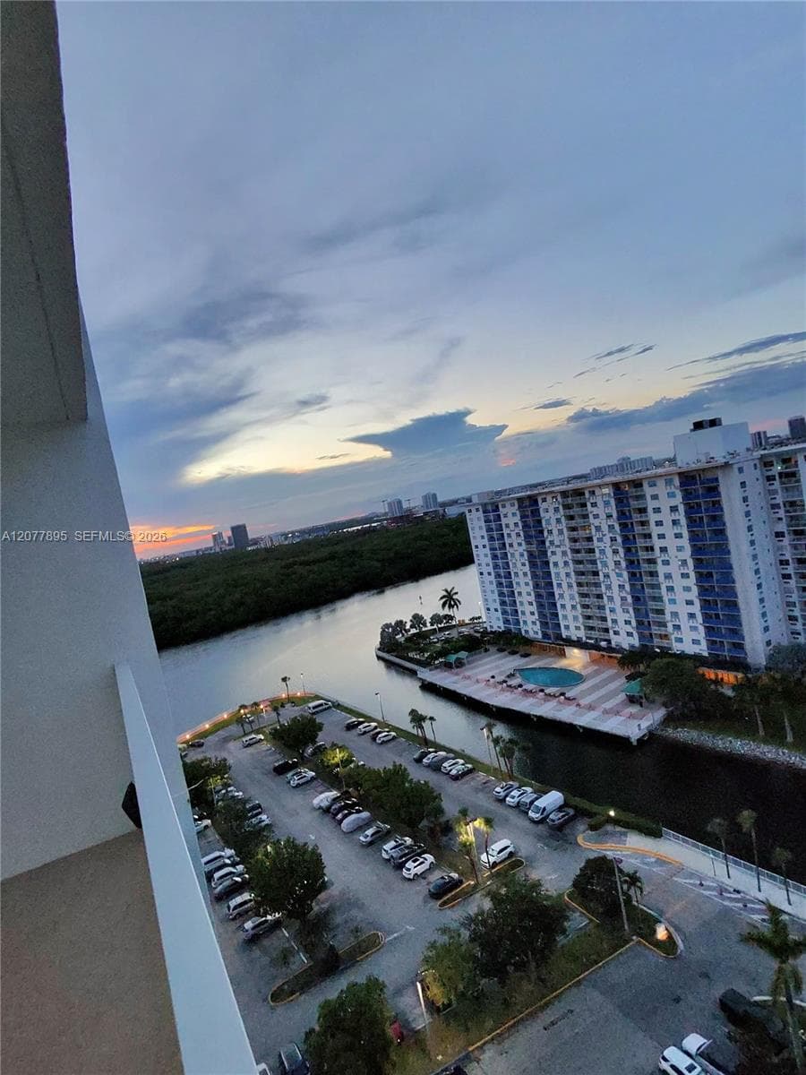 500 Bayview Dr # 1723, Sunny Isles Beach, FL 33160 — zdjęcie 2