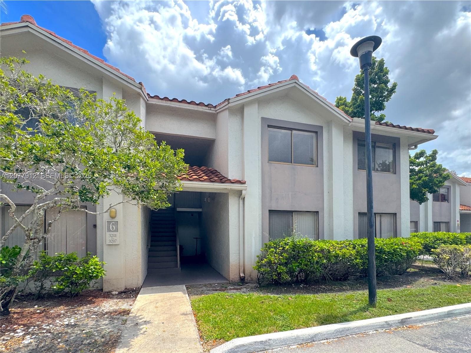 3287 Coral Lake Dr # 3287, Coral Springs, FL 33065