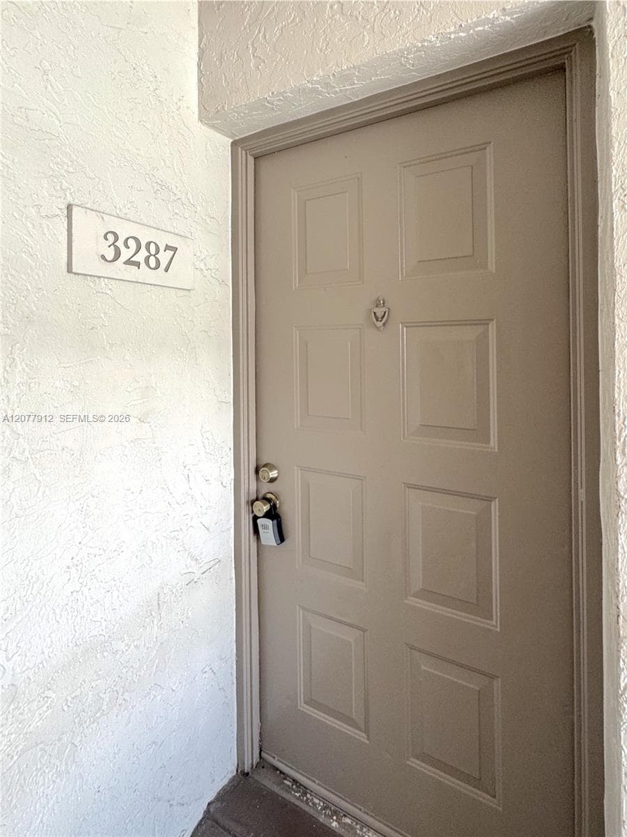 3287 Coral Lake Dr # 3287, Coral Springs, FL 33065 — zdjęcie 4