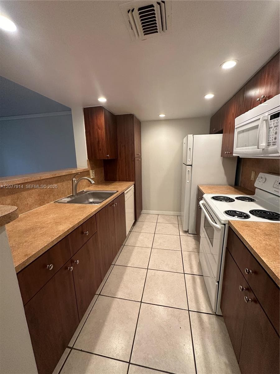8418 Coral Lake Way # 8418, Coral Springs, FL 33065 — zdjęcie 4