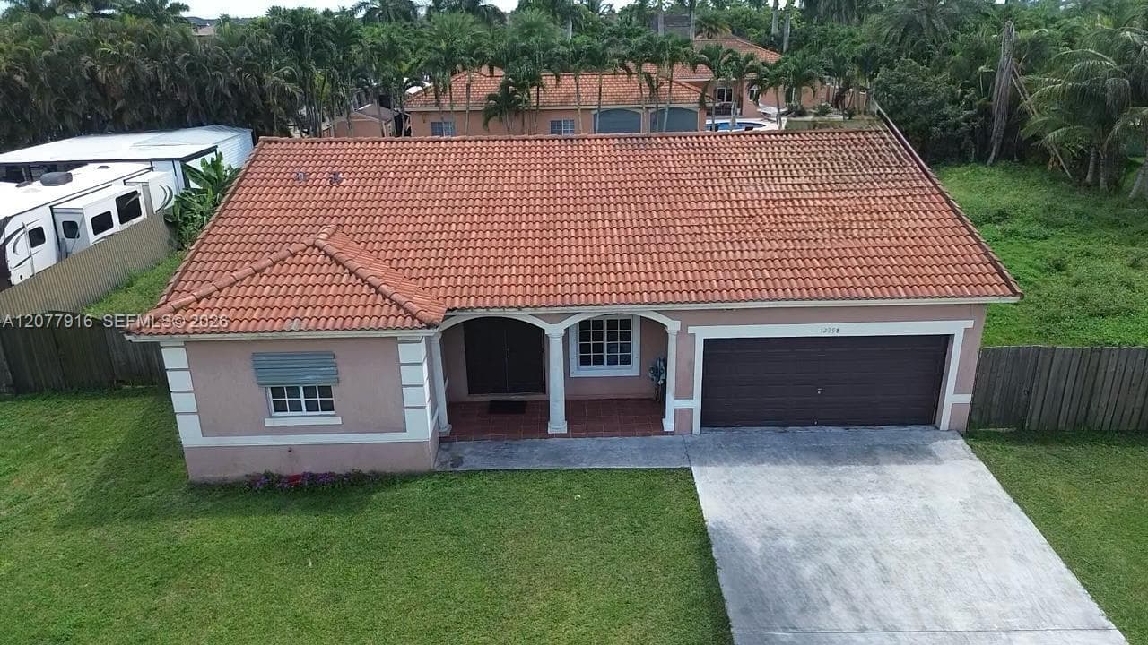 12998 SW 219th Ter, Miami, FL 33170