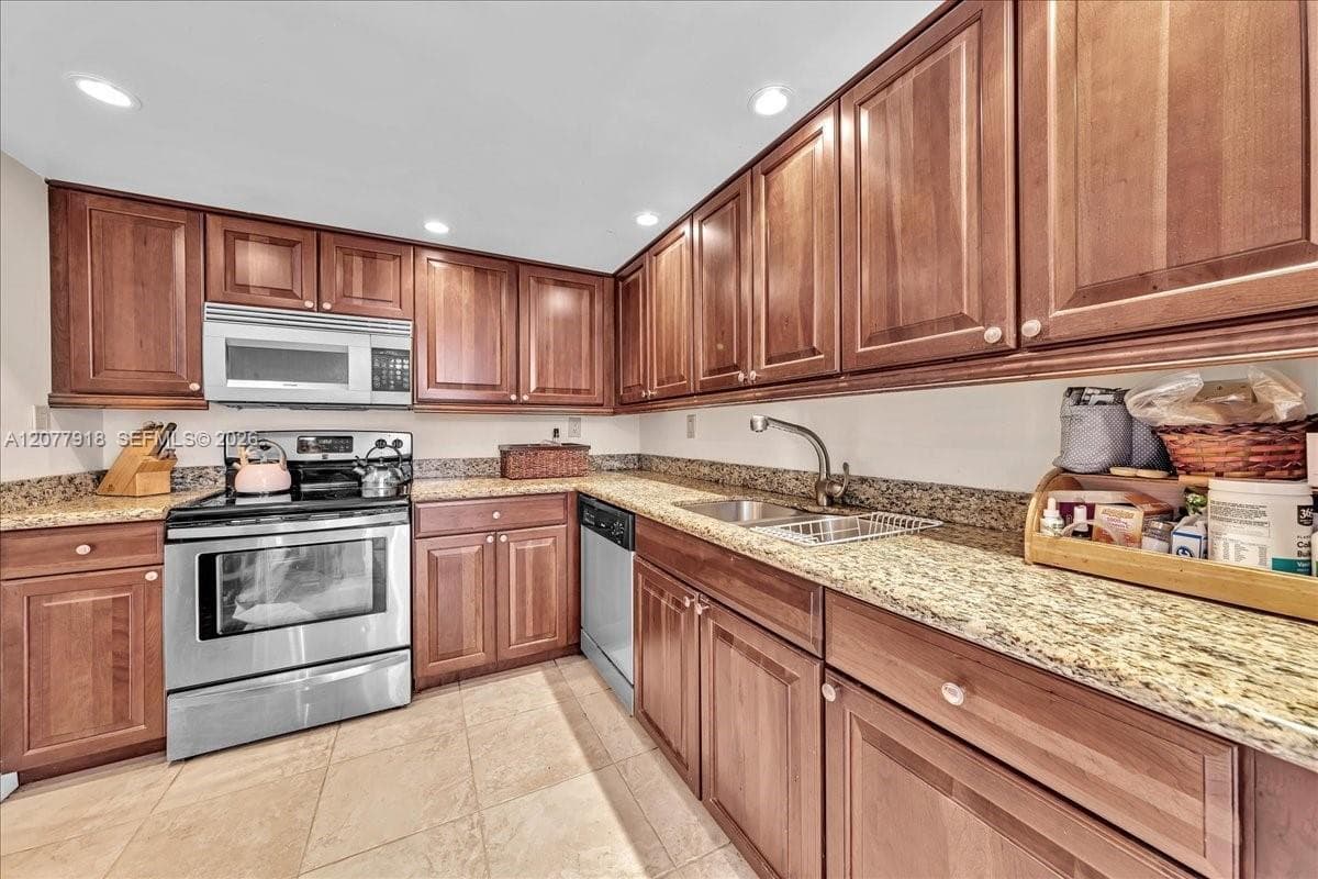 17600 N Bay Rd # N503, Sunny Isles Beach, FL 33160 — zdjęcie 4