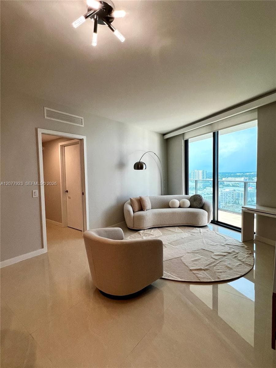 501 NE 31st St # 1910, Miami, FL 33137 — zdjęcie 3