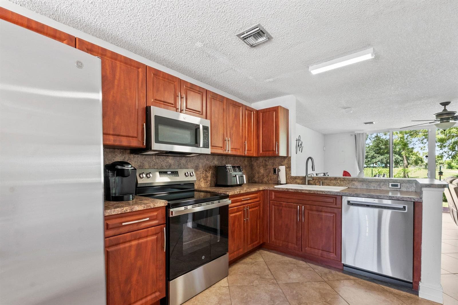 7127 WOODMONT Way # 7127, Tamarac, FL 33321 — zdjęcie 4