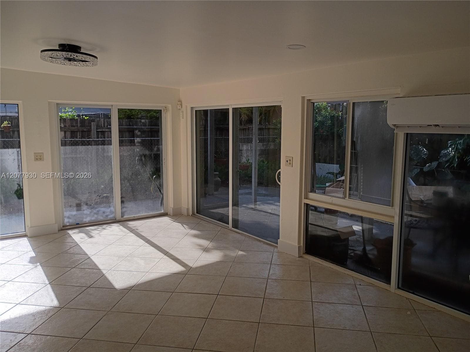 2740 SW 4th ST # REAR, Miami, FL 33135 — zdjęcie 3