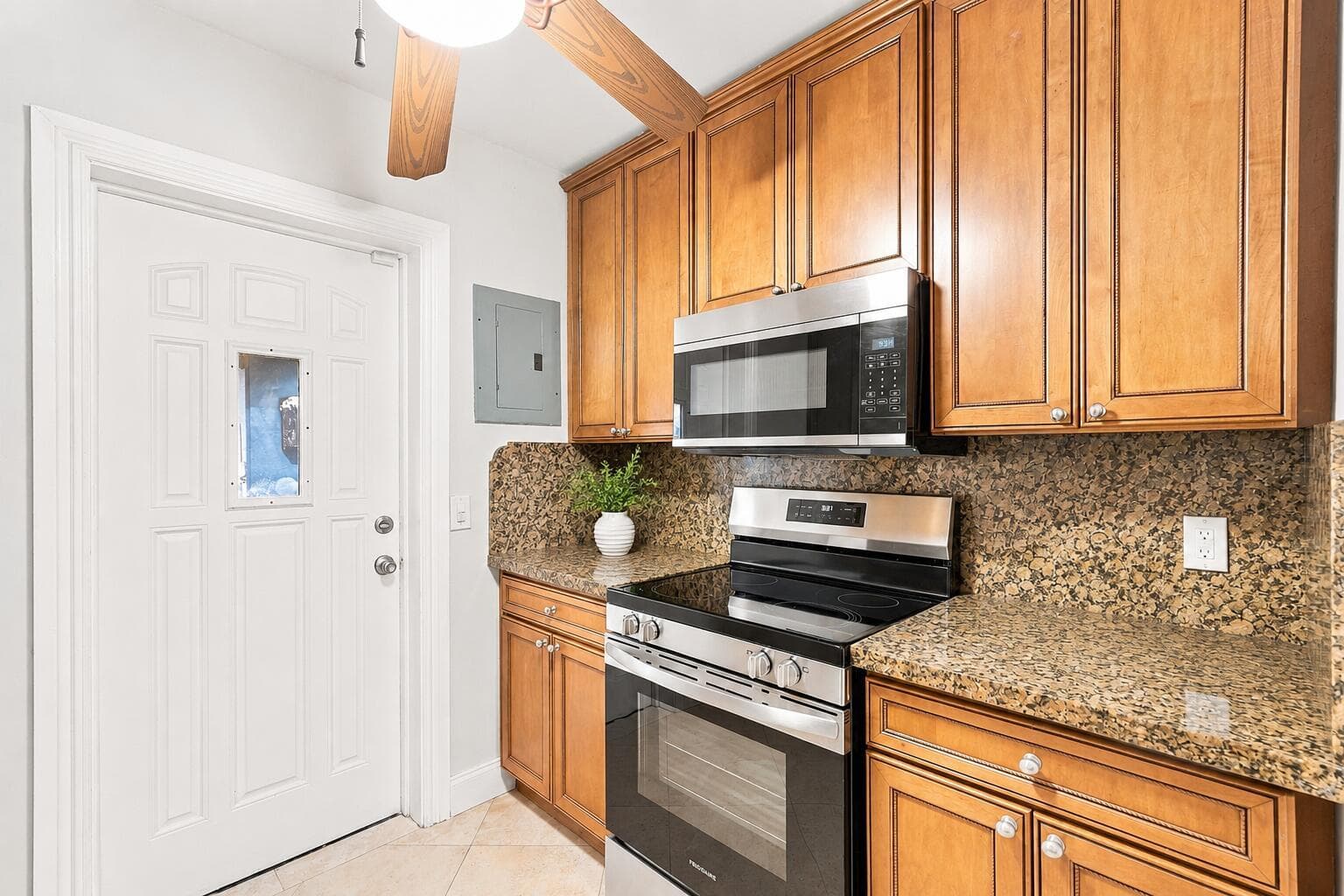 1839 SW 4th Avenue, Fort Lauderdale, FL 33315 — zdjęcie 5
