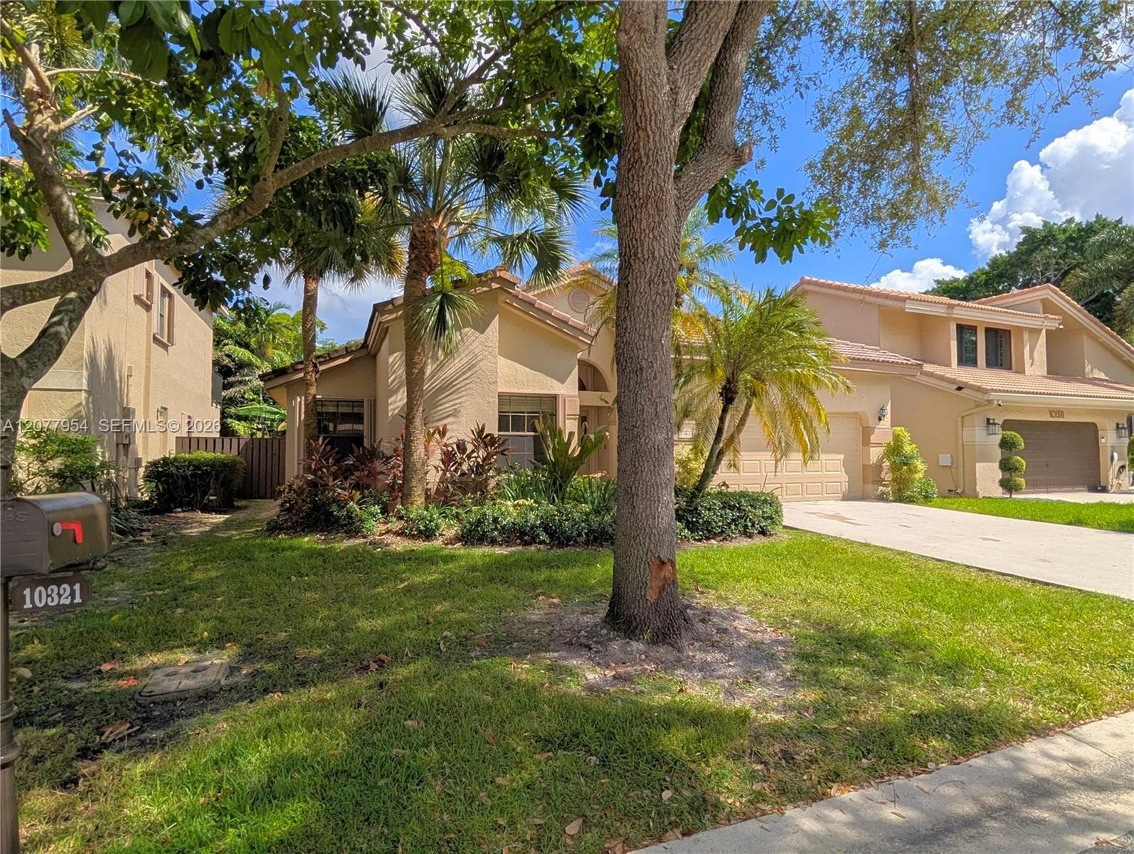 10321 NW 17th Ct, Plantation, FL 33322