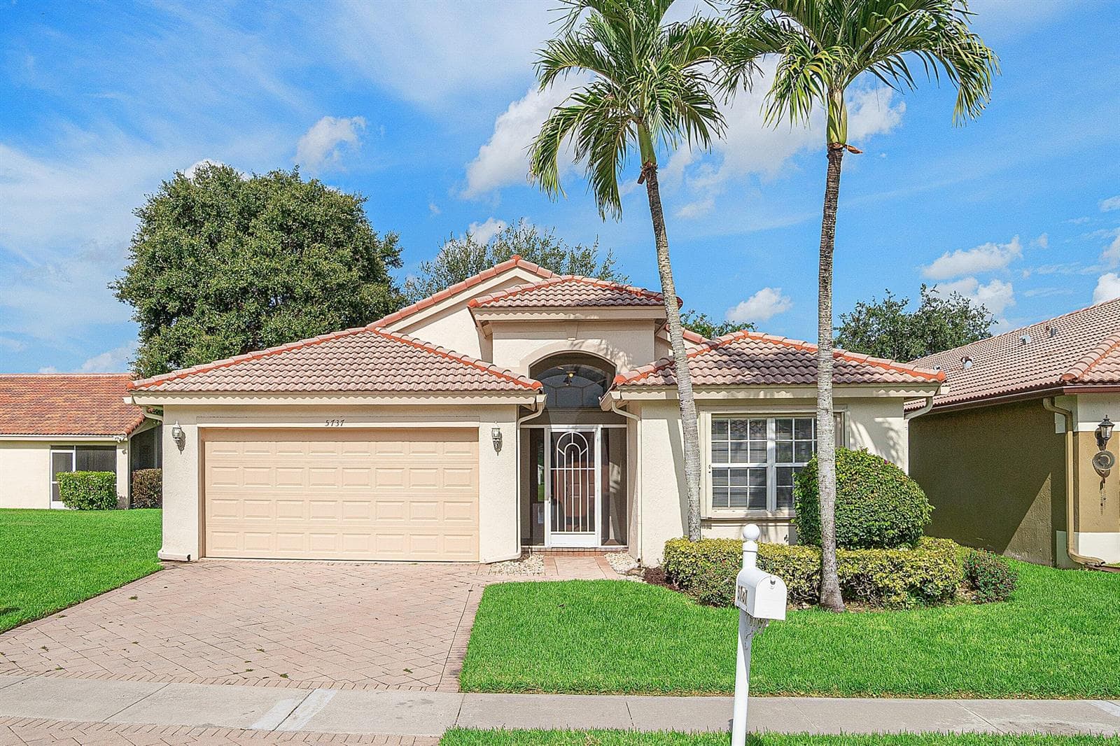 5737 Royal Club Drive, Boynton Beach, FL 33437