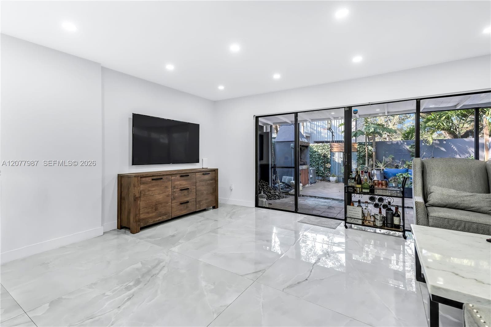 3321 Simms St # 13B, Hollywood, FL 33021 — zdjęcie 5