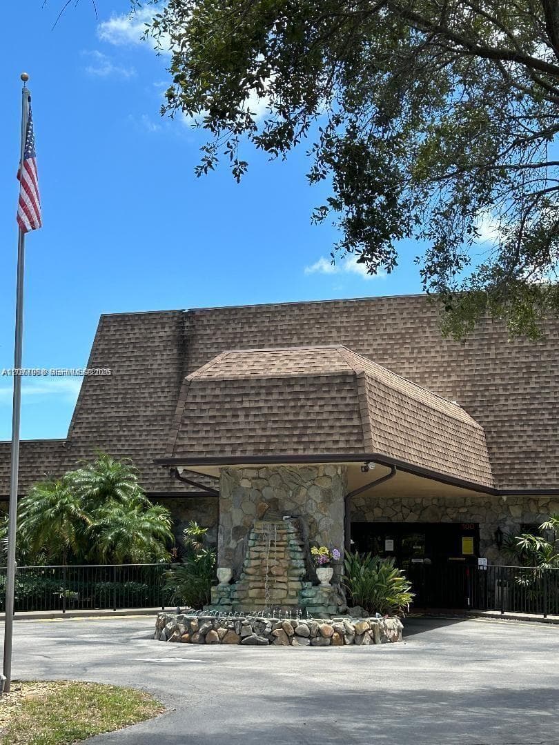 351 Cambridge Rd # 308, Hollywood, FL 33024 — zdjęcie 4