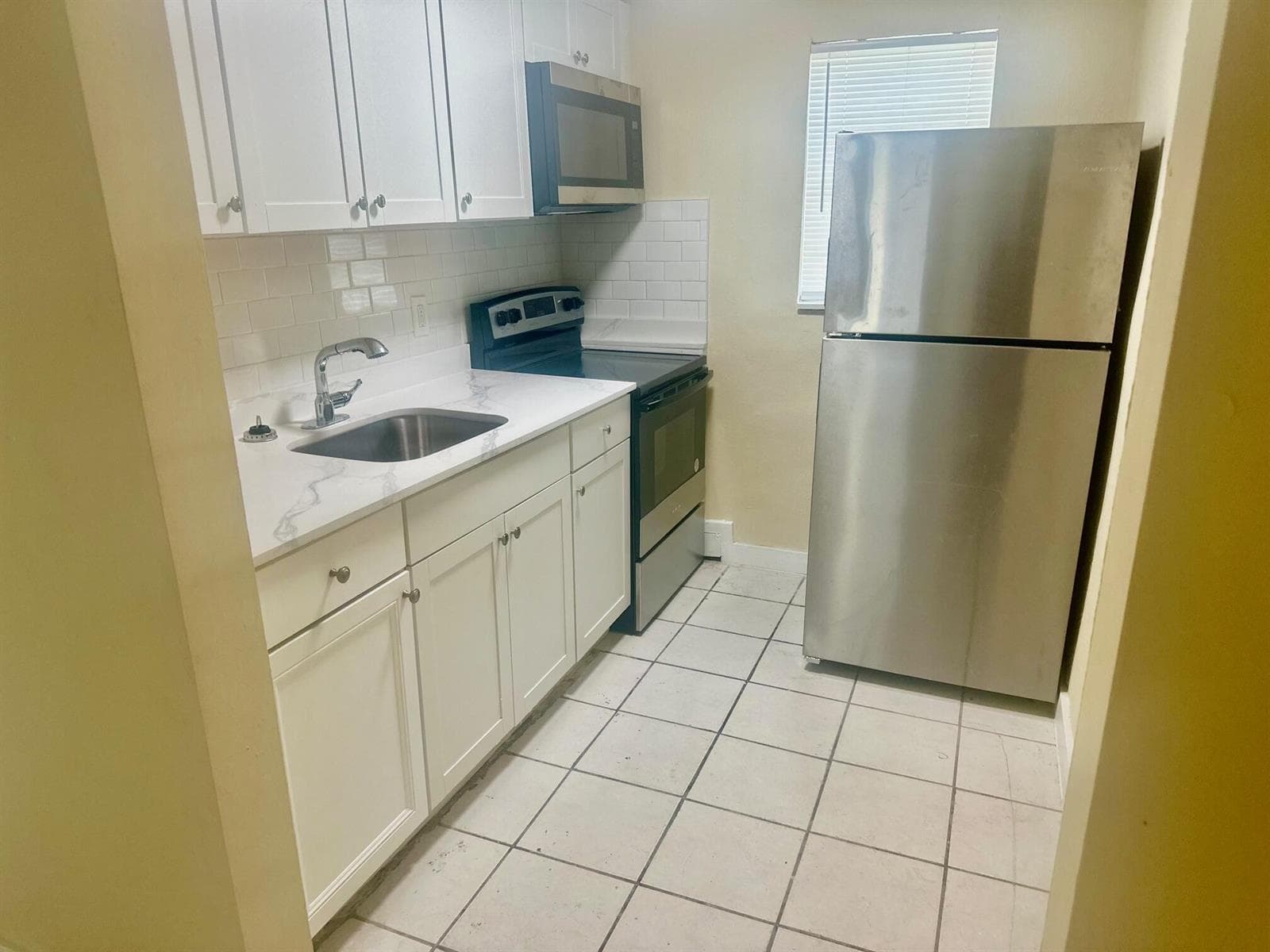 22 NW 8th Avenue NW # 1-4, Dania Beach, FL 33004 — zdjęcie 2