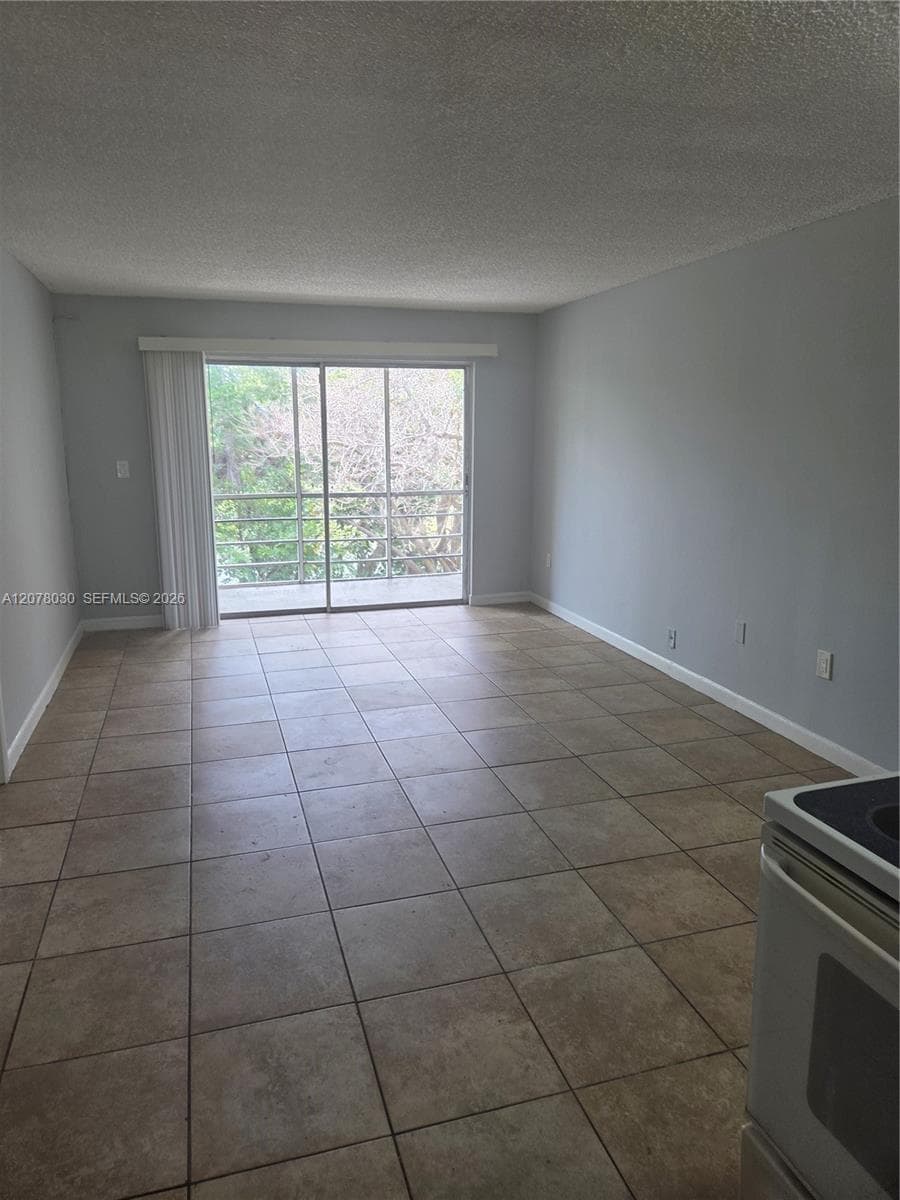 20520 NW 15th Ave # 230, Miami Gardens, FL 33169 — zdjęcie 5