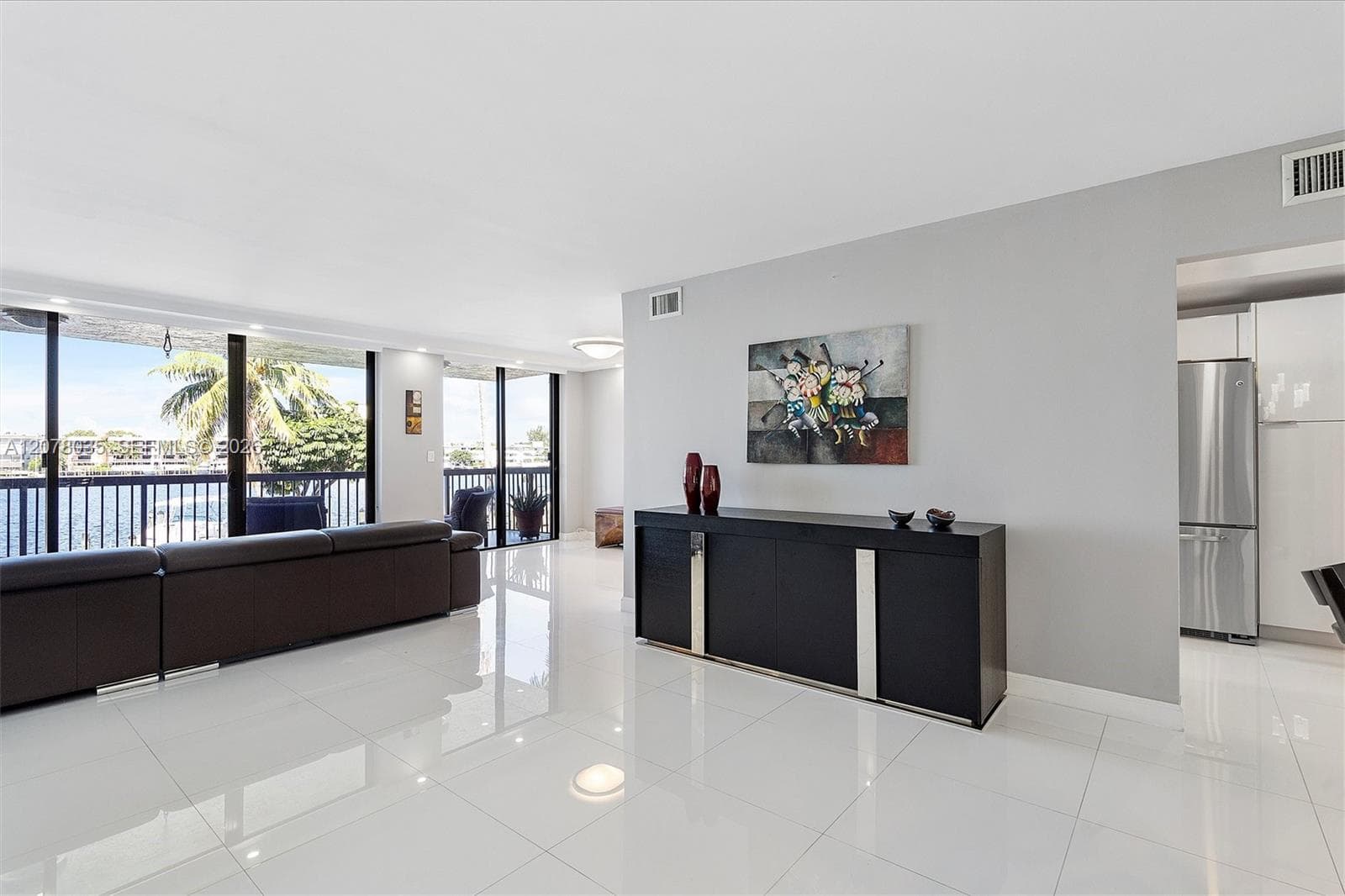 200 Golden Isles Dr # 206, Hallandale Beach, FL 33009 — zdjęcie 3