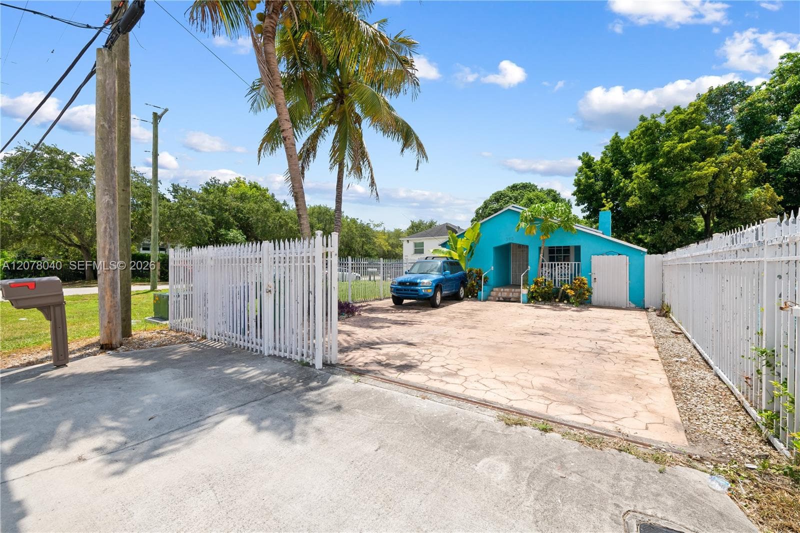 390 NE 166th St, North Miami, FL 33162 — zdjęcie 5