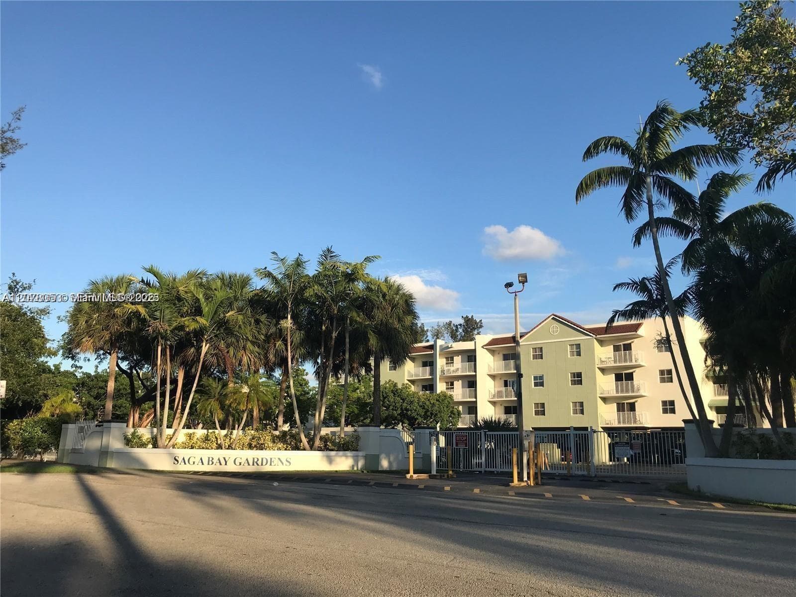 8240 SW 210th St # 319, Cutler Bay, FL 33189 — zdjęcie 2