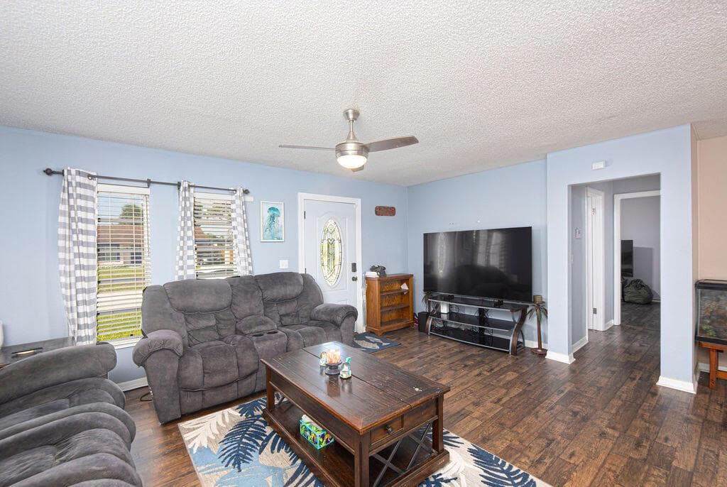 1337 SE ROANOKE Street, Port St. Lucie, FL 34952 — zdjęcie 5