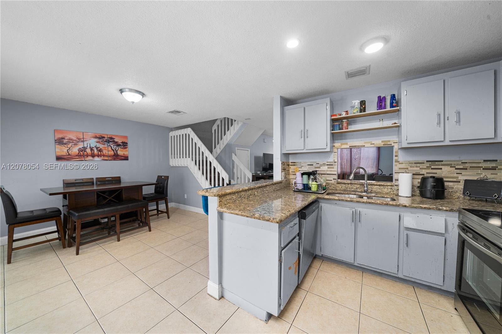 1293 Sussex Dr, North Lauderdale, FL 33068 — zdjęcie 4