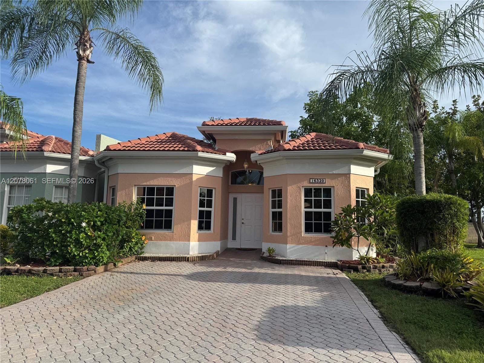 16320 SW 103rd Ter, Miami, FL 33196