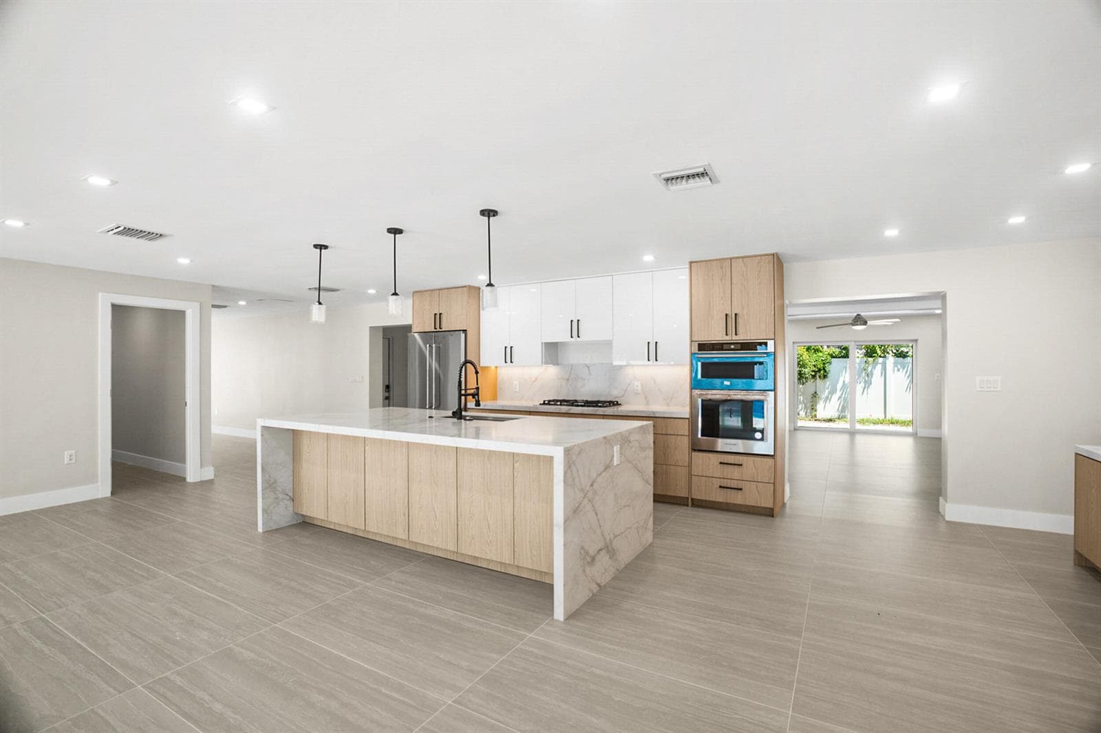 5496 NE 22ND Avenue, Fort Lauderdale, FL 33308 — zdjęcie 4