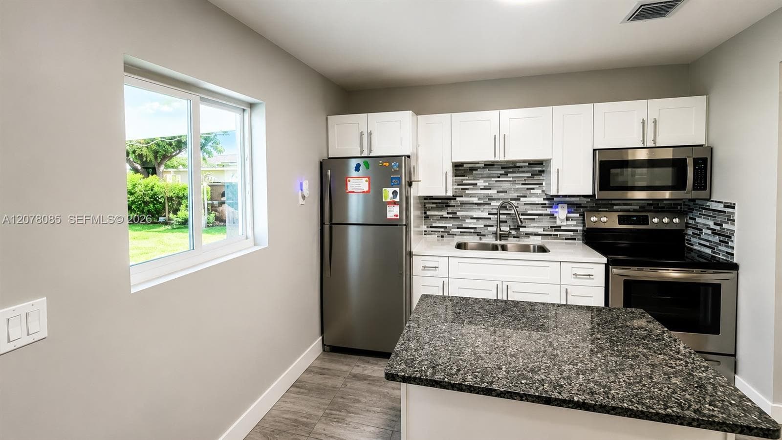 4017 SW 20th St, West Park, FL 33023 — zdjęcie 4