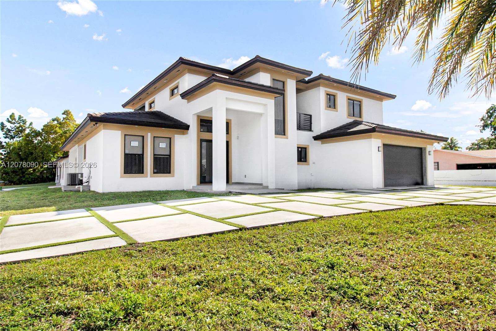 12890 NW 2nd St, Miami, FL 33182 — zdjęcie 2