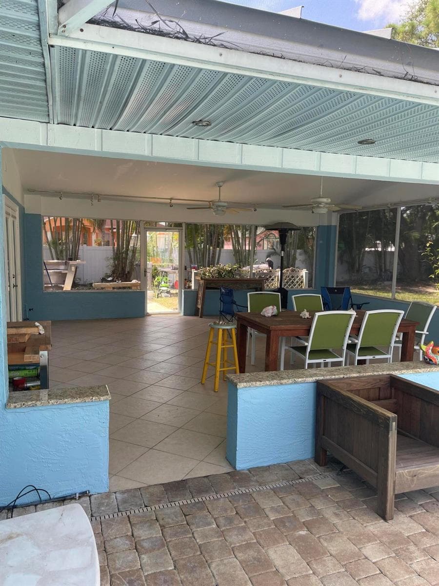 302 NW FRIAR Street, Port St. Lucie, FL 34983 — zdjęcie 4