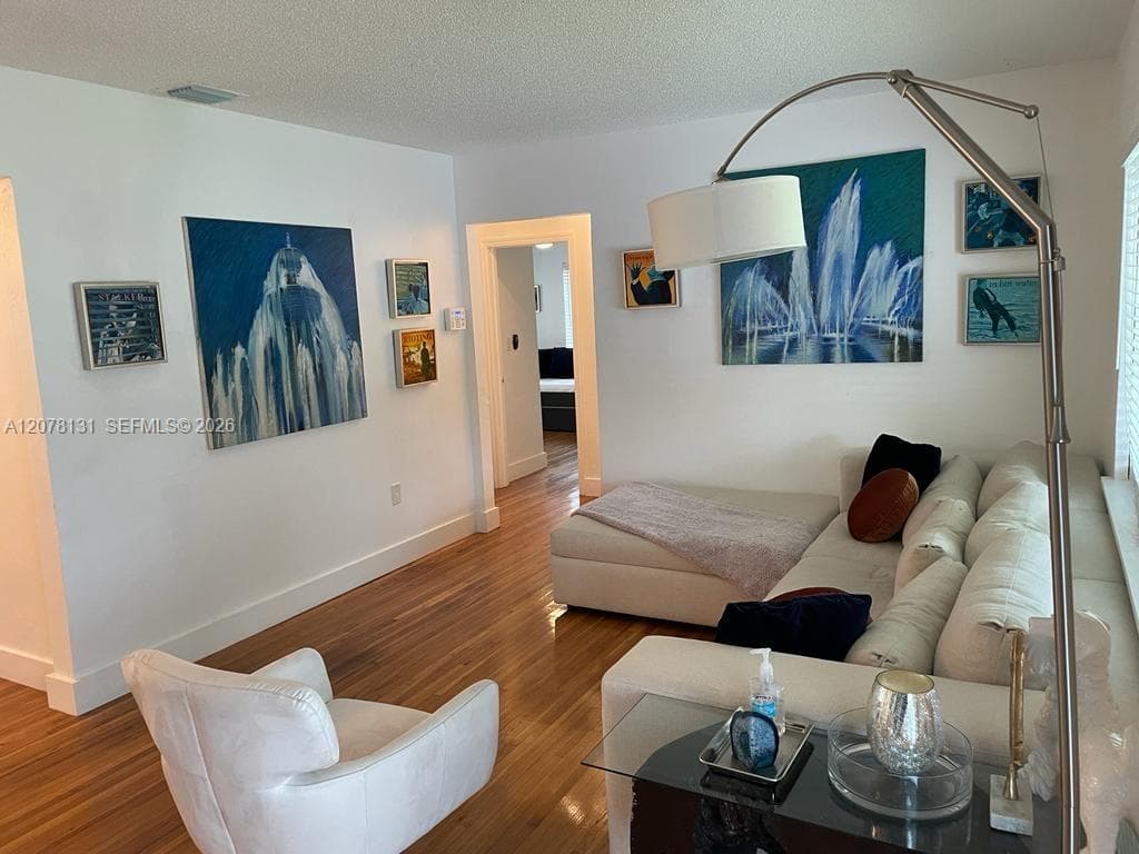 1545 NE 138th St, North Miami, FL 33161 — zdjęcie 3