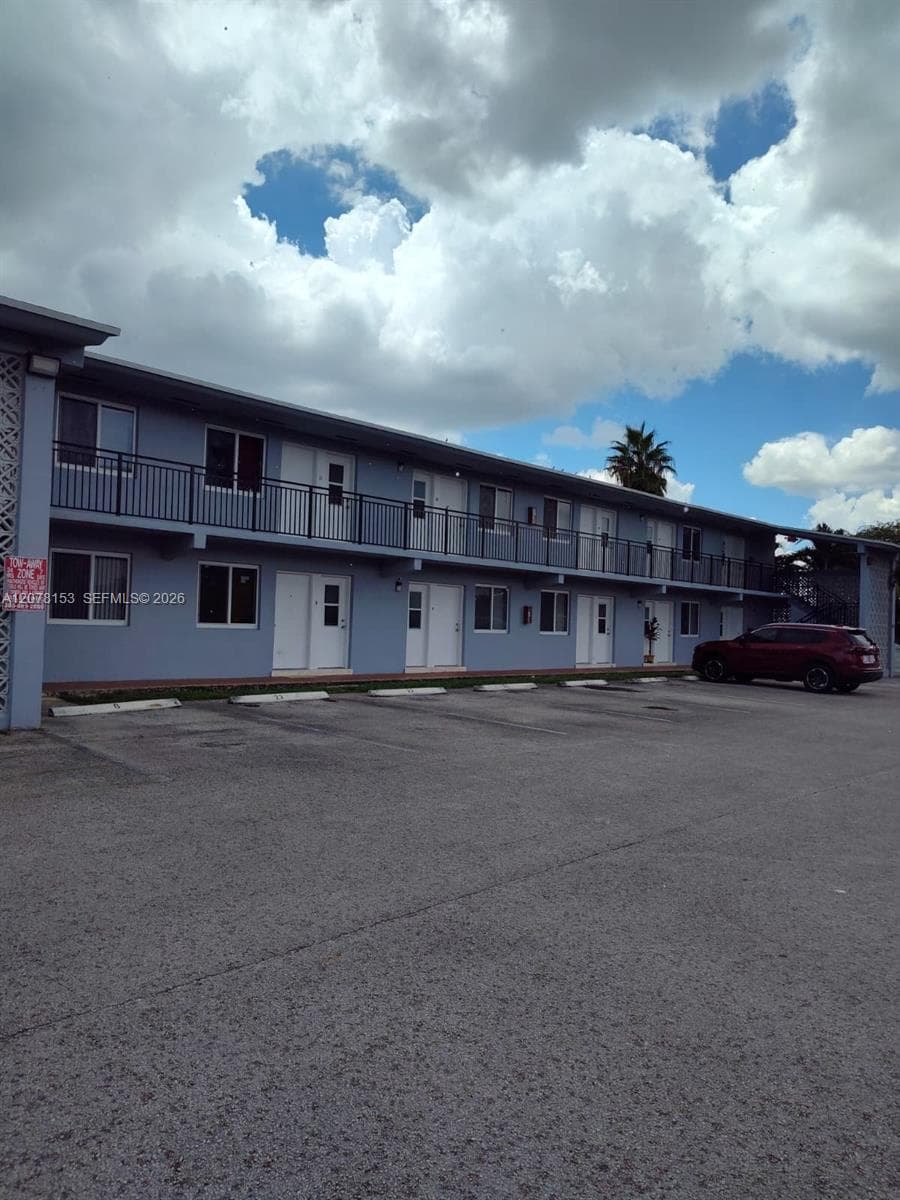 655 Eldron Dr # 22, Miami Springs, FL 33166 — zdjęcie 4