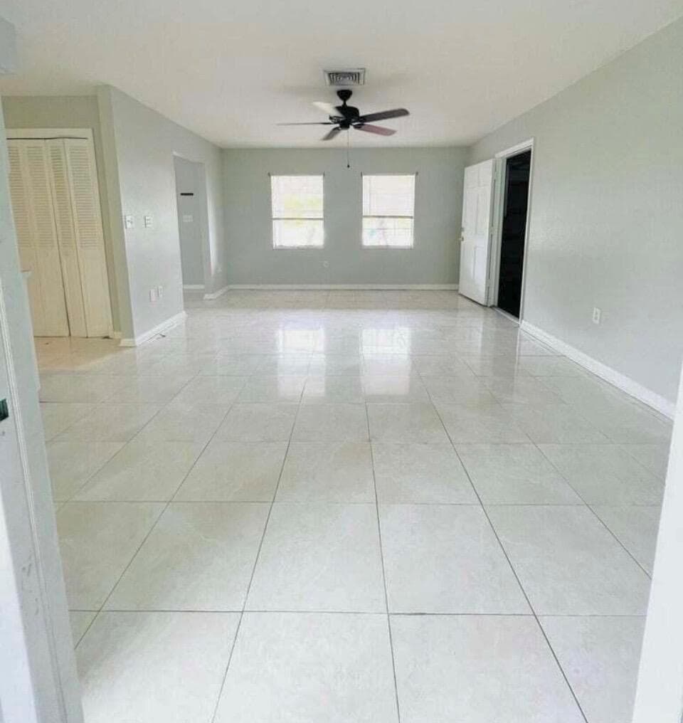 2118 SE MORNINGSIDE Boulevard, Port St. Lucie, FL 34952 — zdjęcie 4