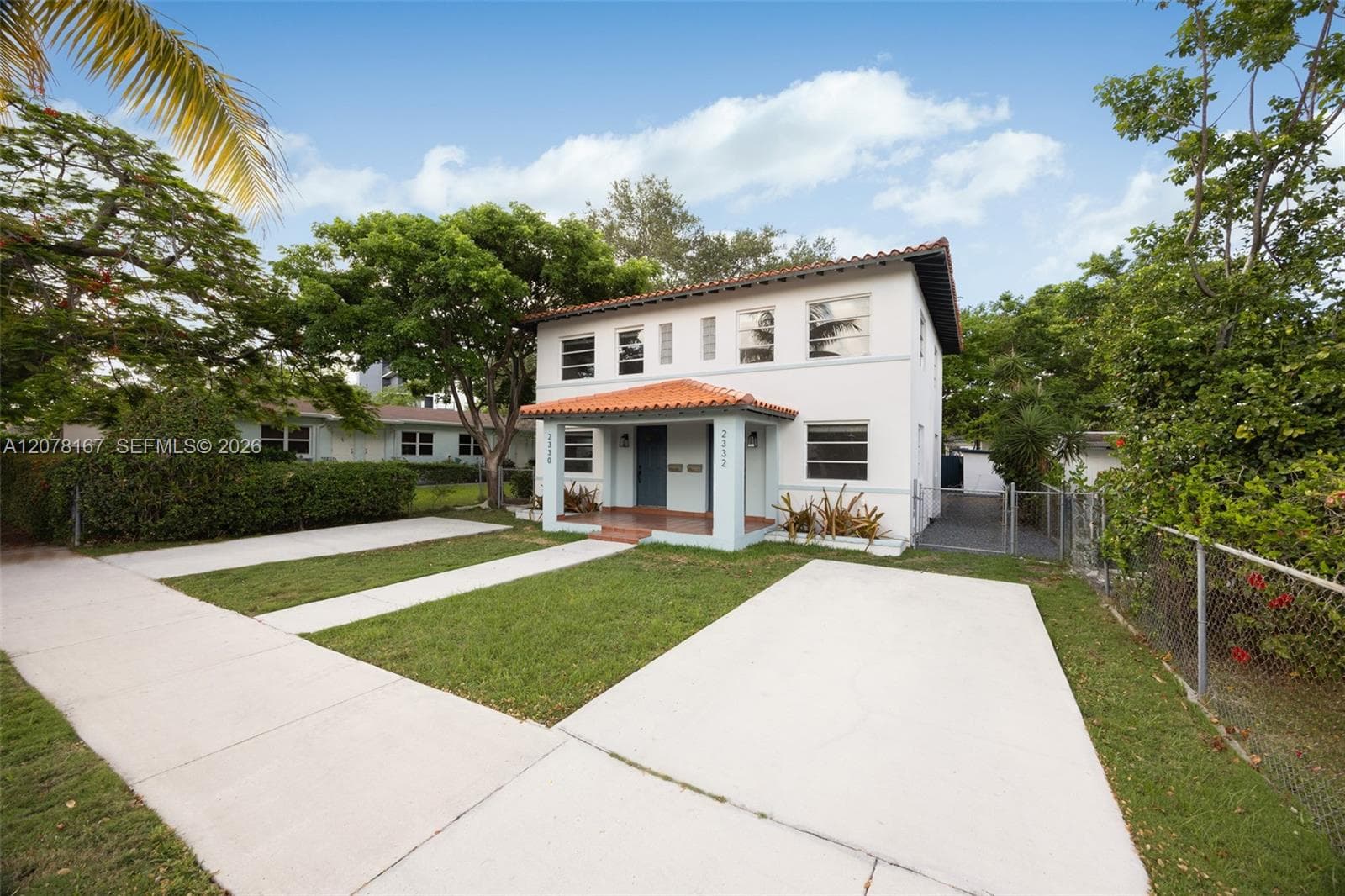 2332 SW 26th Ln, Miami, FL 33133 — zdjęcie 2
